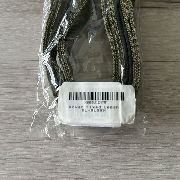 Mountain Hound Rover Fixed Leash Green/Gold OS NWT IN PACKAGE - Picture 3 of 5